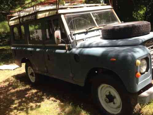 1975 Land Rover Defender