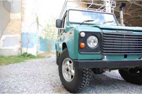 Land Rover Defender 110 (1984)