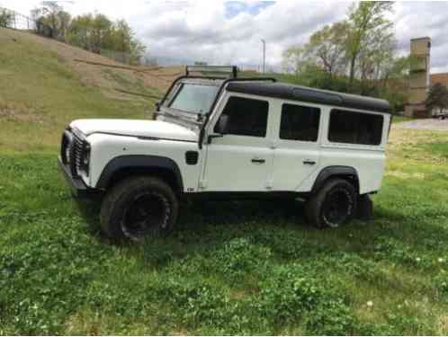 Land Rover Defender (1990)