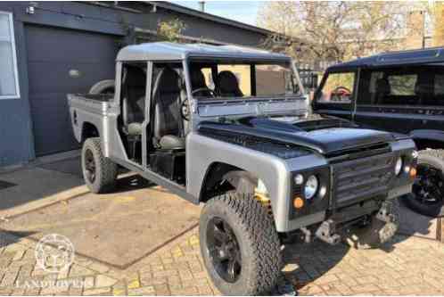 Land Rover Defender 130 (1986)