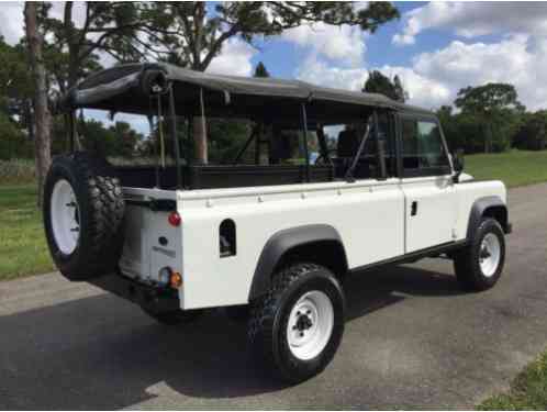 Land Rover Defender (1980)