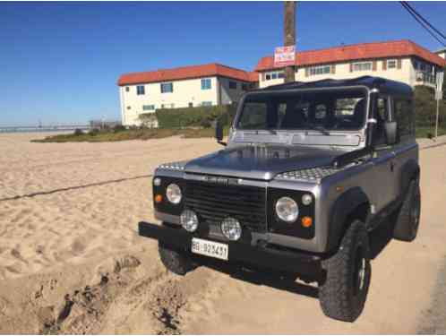 Land Rover Defender (1986)