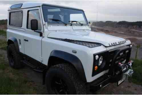 Land Rover Defender (1980)