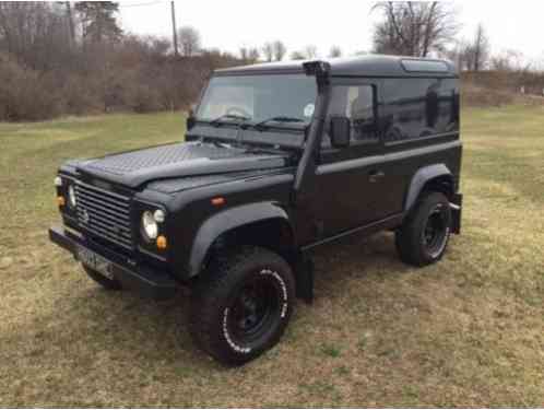 Land Rover Defender 90 (1990)