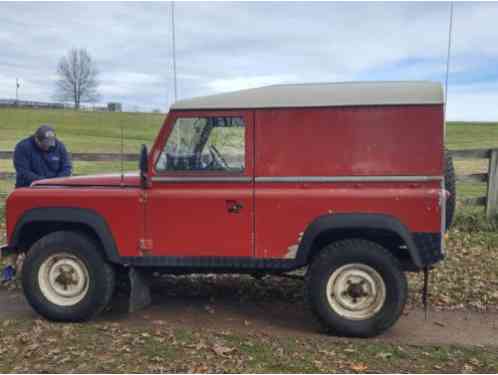 Land Rover Defender 90 (1980)