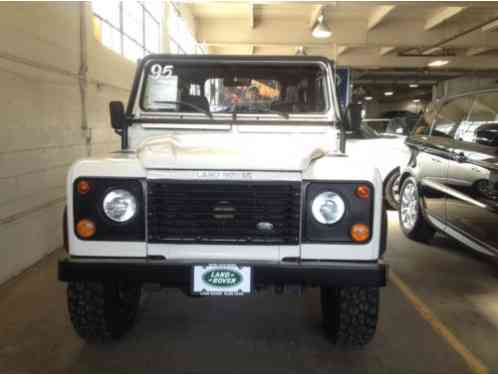 Land Rover Defender (1995)