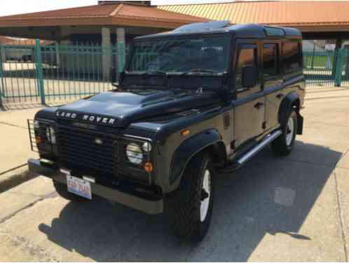 Land Rover Defender D110 (1989)