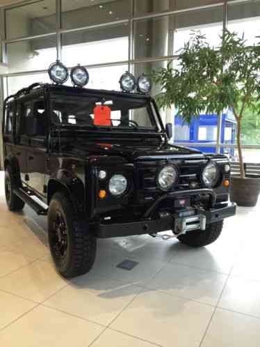 Land Rover Defender Defender 110 (1983)