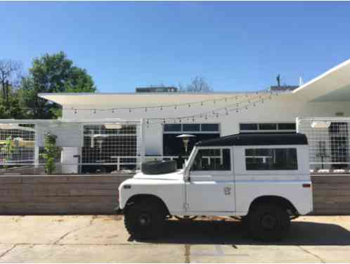 Land Rover Defender DEFENDER SERIES (1973)