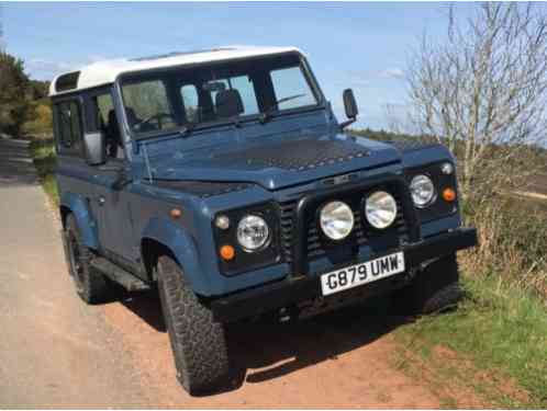 Land Rover Defender (1990)