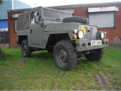 Land Rover Defender Military (1985)