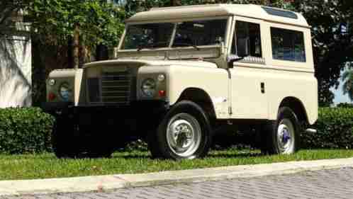 1980 Land Rover Defender SANTANA