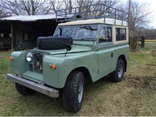 Land Rover Defender Series IIa (1965)