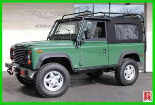 Land Rover Defender Soft Top (1995)