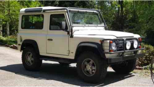 Land Rover Defender Station Wagon (1995)