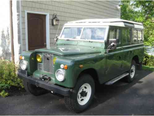 1971 Land Rover Defender Station Wagon