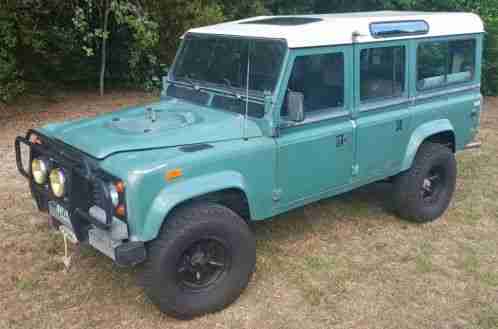 Land Rover Defender Station Wagon (1980)