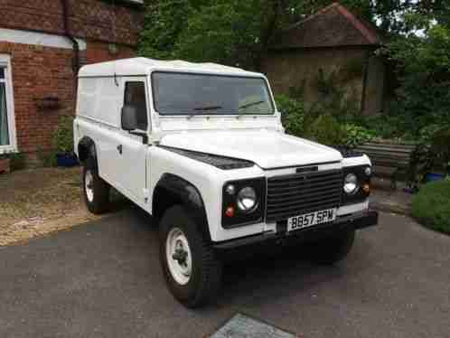 1985 Land Rover Defender utillity