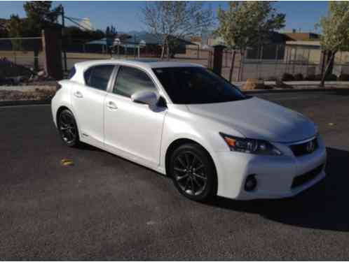 Lexus CT 200h (2012)