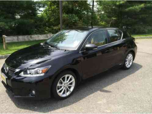 2012 Lexus CT 200h FWD 4dr Hybrid Premium