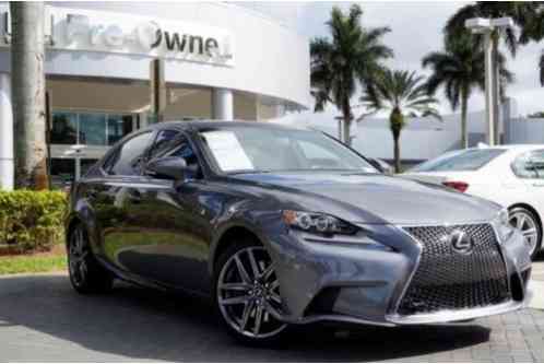 Lexus IS (2014)