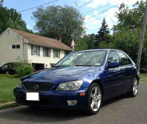 2001 Lexus IS