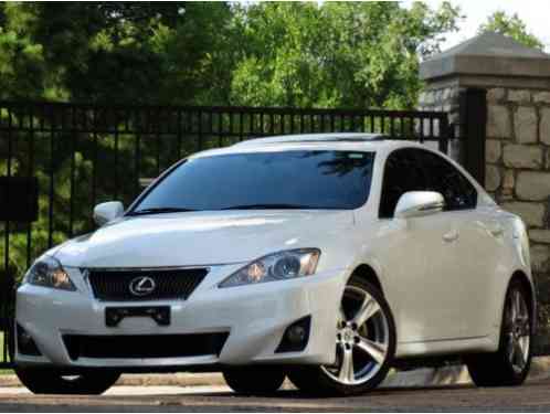 Lexus IS (2012)