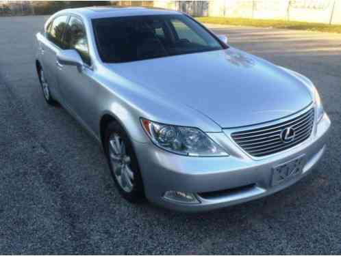 Lexus LS (2008)