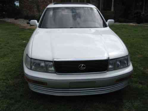 Lexus LS (1992)