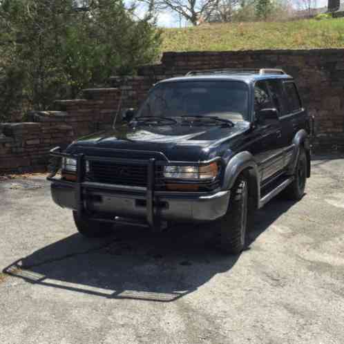 Lexus LX (1997)