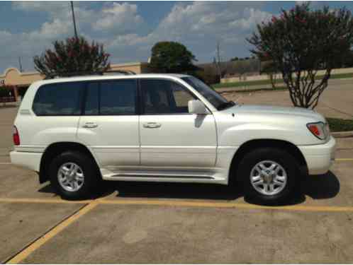 Lexus LX (2000)