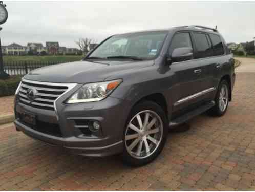 2013 Lexus LX 4X4 LUX SUNROOF NAV DVD 20 WHEELS