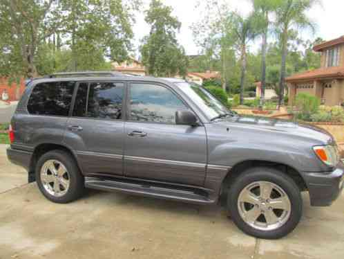 Lexus LX LX470 (2004)