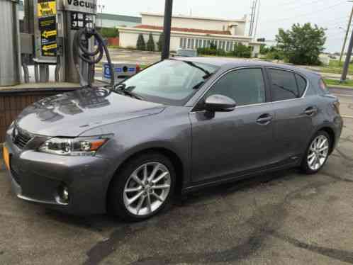 Lexus CT200h Premium (2012)