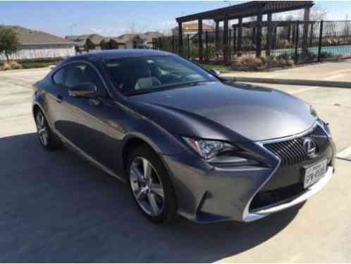 Lexus RC (2015)