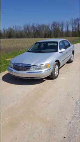 2001 Lincoln Continental