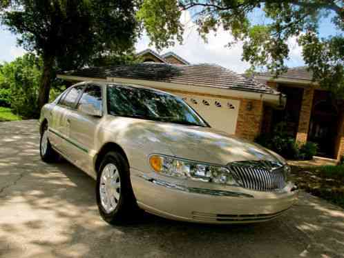 Lincoln Continental (2002)