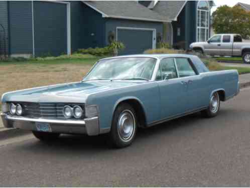 Lincoln Continental CONTINENTAL (1965)