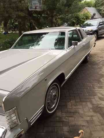 Lincoln Continental Coupe (1977)