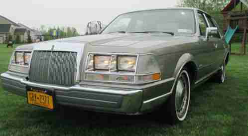 Lincoln Continental (1987)