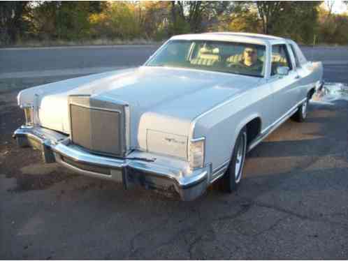 1977 Lincoln Continental Town Coupe