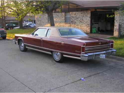 Lincoln Continental towne coupe (1975)