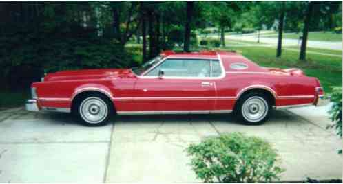 Lincoln Mark IV Lipstick Edition (1976)