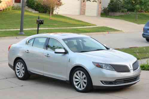 Lincoln MKS NO RESERVE (2013)