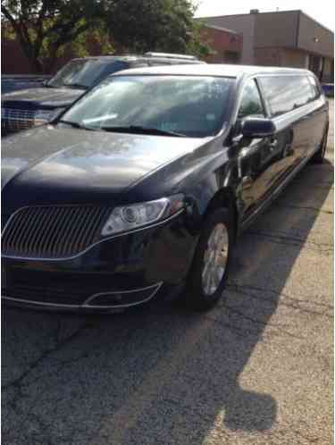 2013 Lincoln MKT 10 Passenger Limo