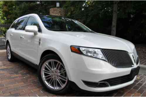 2014 Lincoln MKT ECOBOOST GORGEOUS WITH ALL OPTIONS