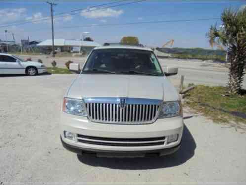 2005 Lincoln Navigator