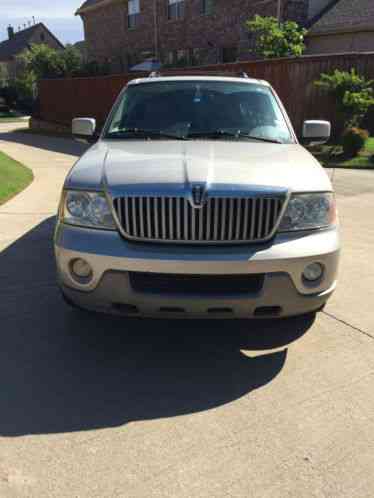 2005 Lincoln Navigator