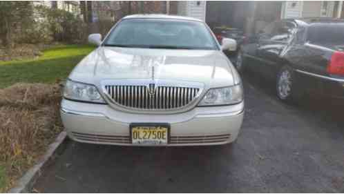 Lincoln Town Car (2004)