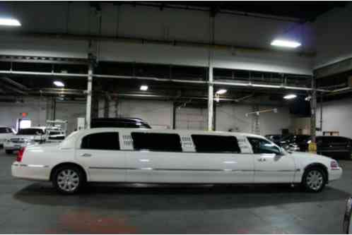 Lincoln Town Car (2005)